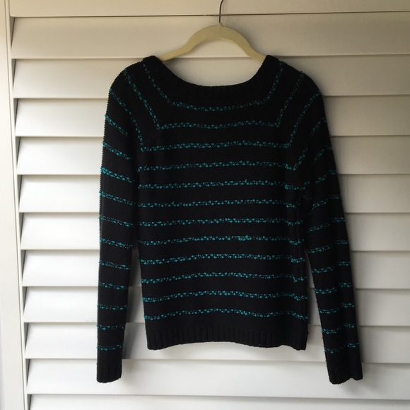 Knit Sweater ❄️ - Picture 2 of 4